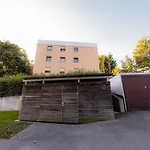Come4Stay Passau - Apartment Seidenhof I Voll Ausgestattete Kueche I Balkon I Badezimmer
