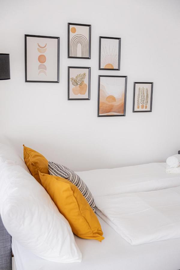 Apartment Come4stay - Seidenhof I Voll Ausgestattete Kueche I Balkon I Badezimmer