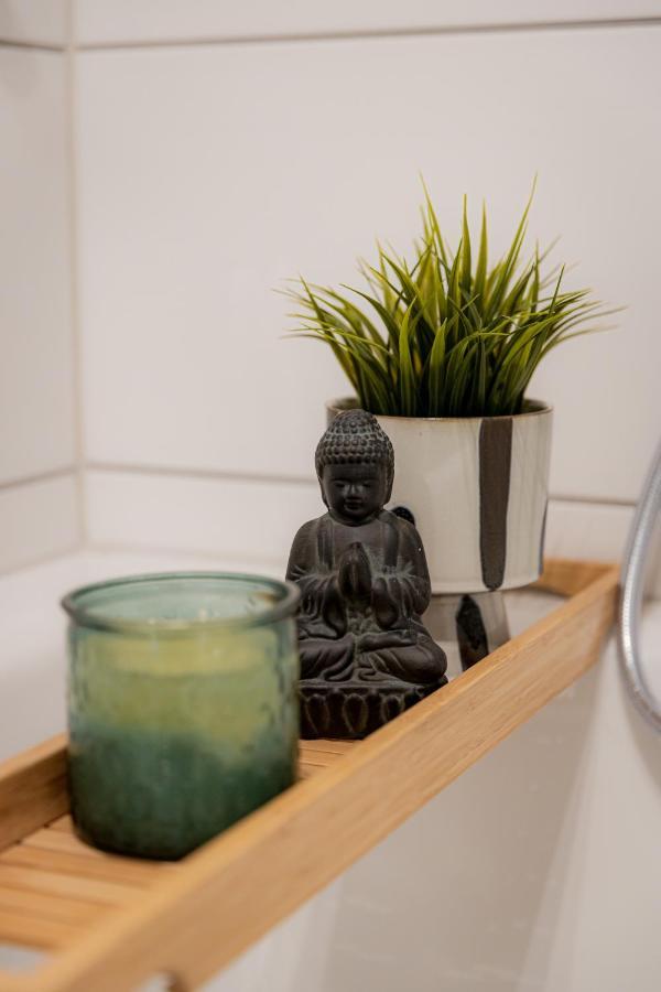 Come4stay - Seidenhof I Voll Ausgestattete Kueche I Balkon I Badezimmer * Passau