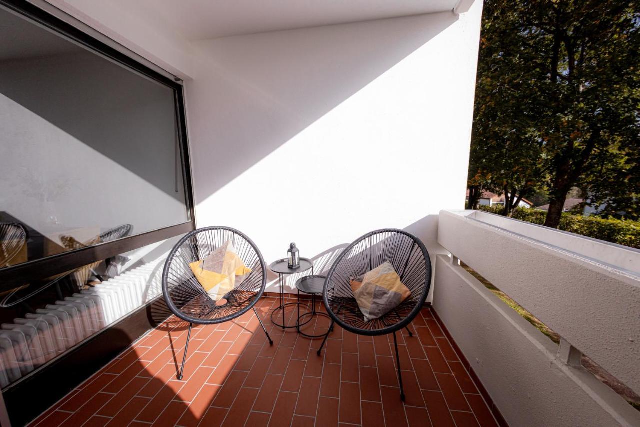 Come4stay - Seidenhof I Voll Ausgestattete Kuche I Balkon I Badezimmer Apartment *